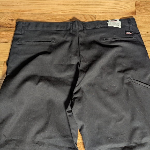 NWT Dickies Men's 44 x 32 Black Flex Double Knee Work Pants - Picture 8 of 8